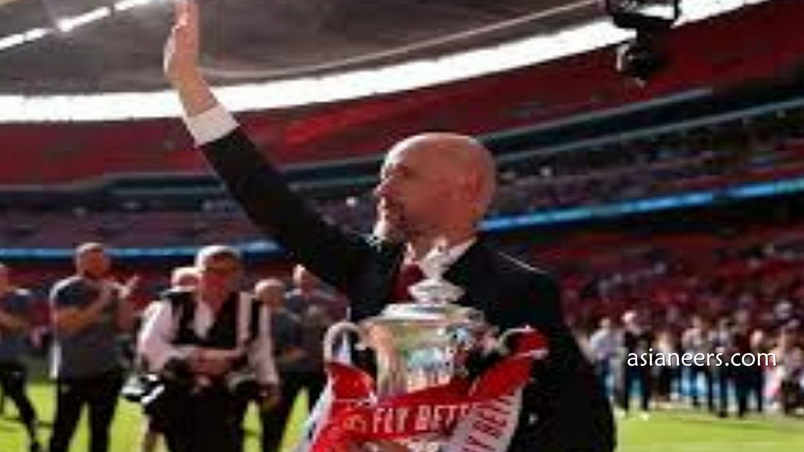 爱体育体育独家前瞻：曼城VS曼联足总杯决赛，滕哈格能否用冠军保住帅位？