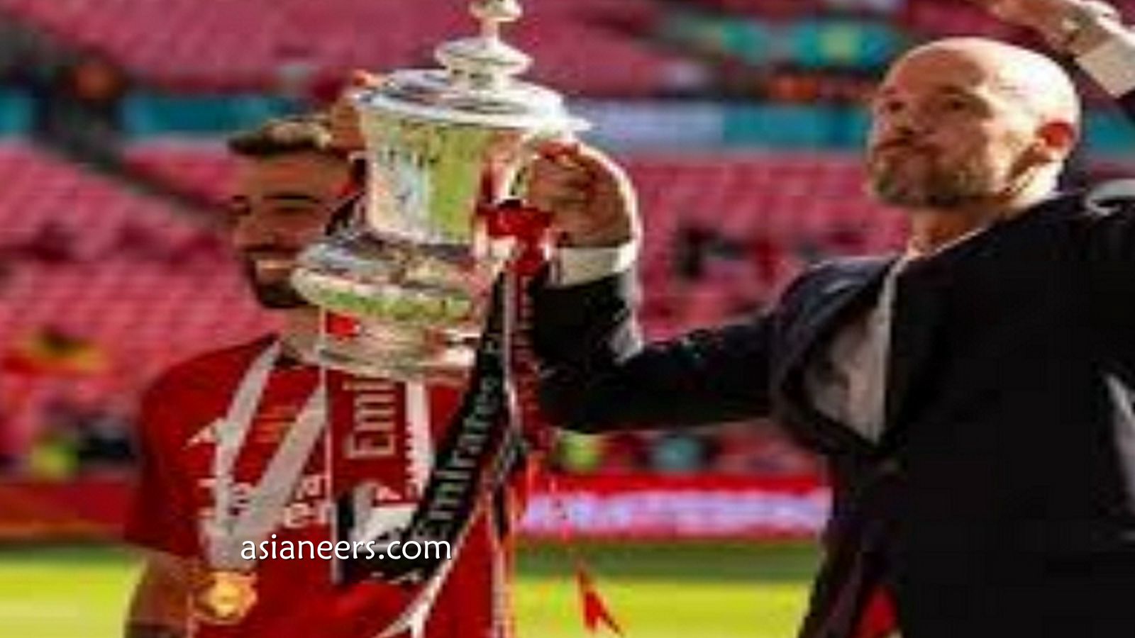 爱体育体育深度观察：滕哈格首秀受挫，曼联重建为何步履维艰？